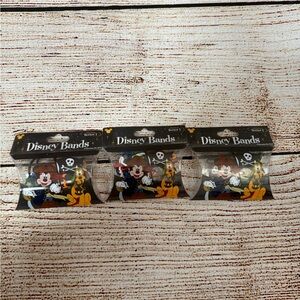 Disney Bands pirates Series 1 with Black and Yellow Packaging